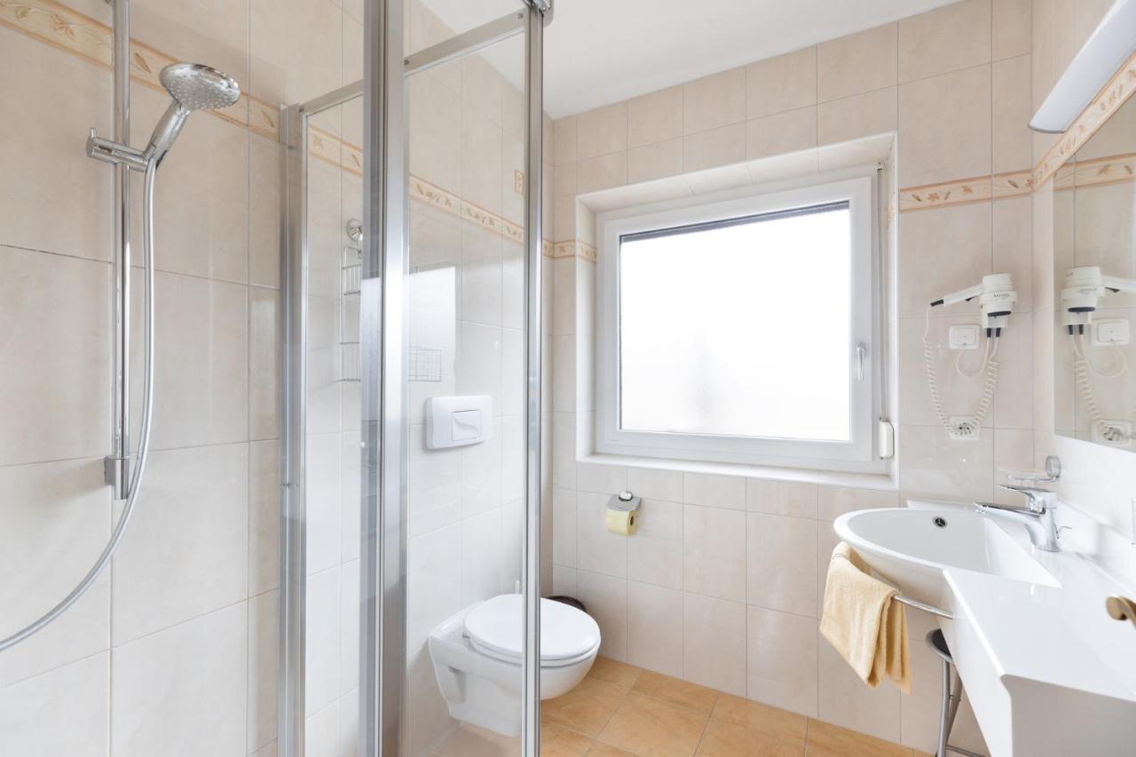 Pension Glockenstuhl Finkenberg Extérieur photo